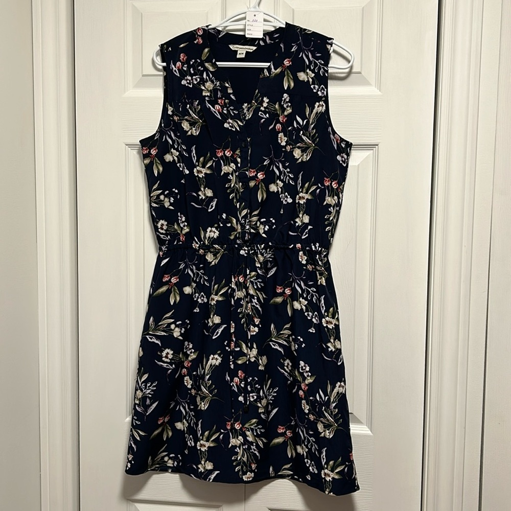 CATHERINE MALANDRINO | Beautiful sleeveless floral dresses